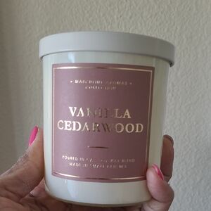 Vanilla Cedarwood Scented Candle - 9oz